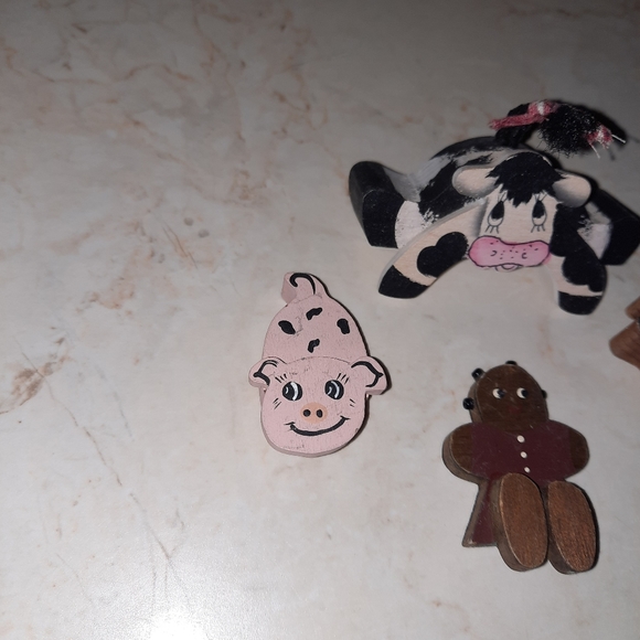 Miniature Wood Trinkets Farm Scene Figurines Cow Pig Shelf Sitters - Picture 4 of 10